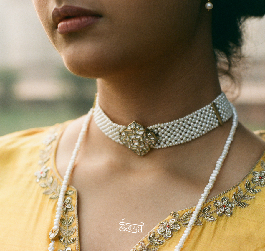 Devi choker