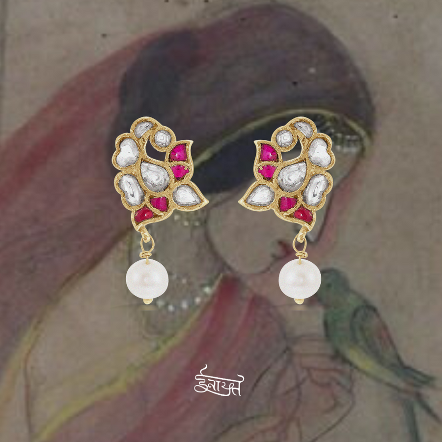 Aratrika studs